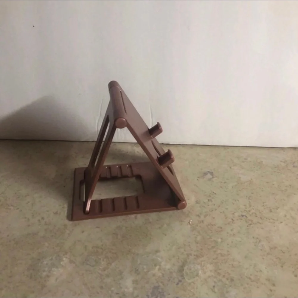 Rose Gold Smartphone Stand